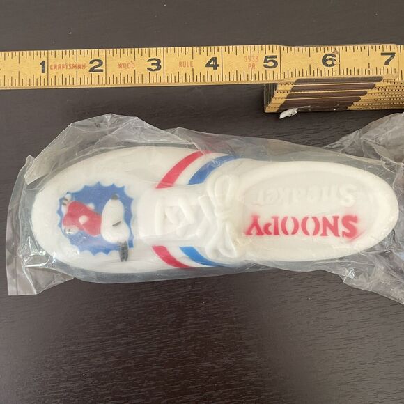 NWT Peanuts Snoopy 7” Vinyl Squeak Dog Toy Squeaker Vintage 1958 Geisler ConAgra - Picture 9 of 11